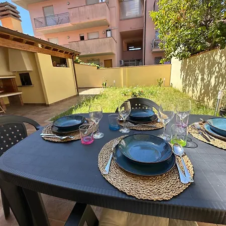 La Casina Di Simone & Alba, Garden & Bbq Διαμέρισμα Βιαρέτζιο