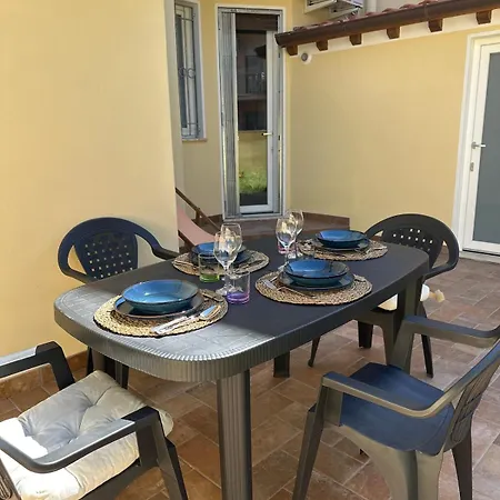 Διαμέρισμα La Casina Di Simone & Alba, Garden & Bbq Βιαρέτζιο